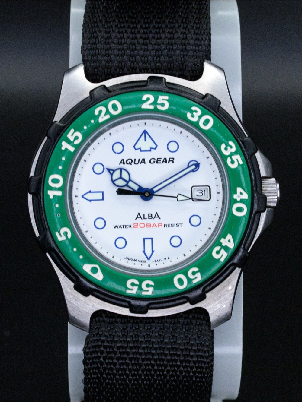 Seiko Alba Rare Aqua Gear V322-6A50 Vintage 36mm Date JDM Import Watch